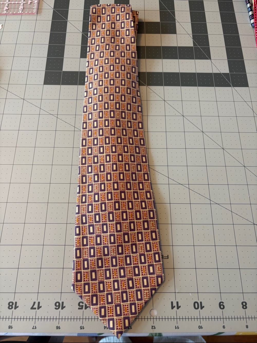 Aquasculum of London Vintage Beige and Purple tie